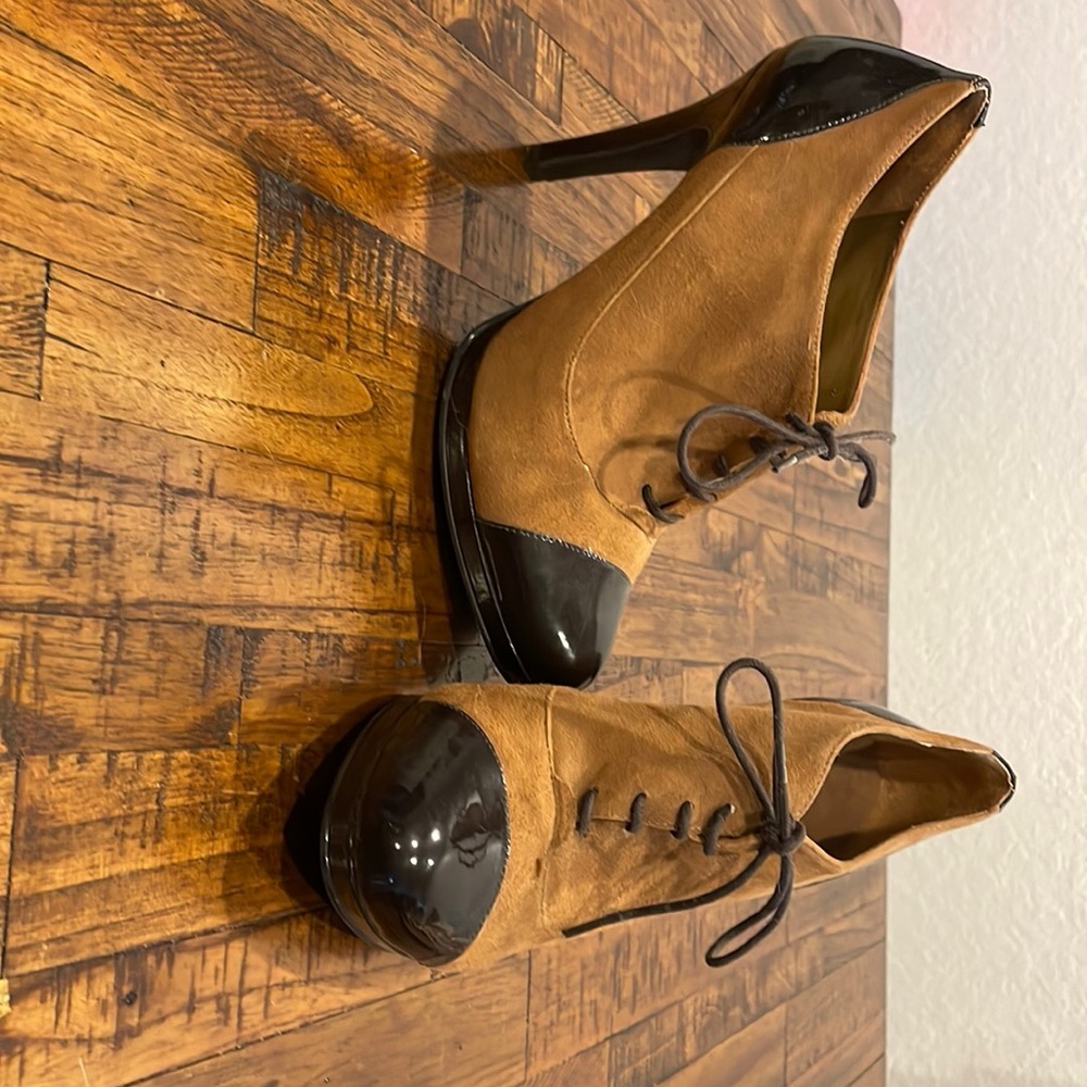 Tan Antonio Melani size 7